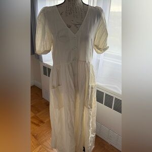 Very summery Cream Button-Down Dress